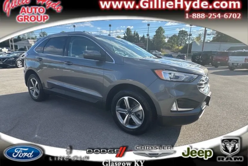 2021 Ford Edge SEL photo 1