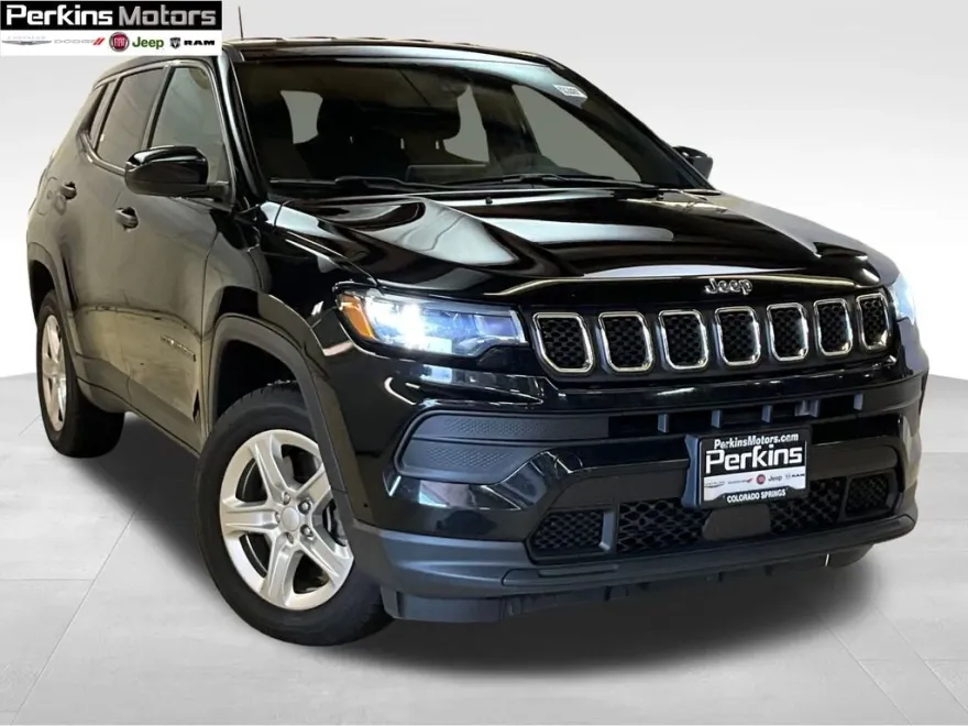 2023 Jeep Compass Sport photo 1