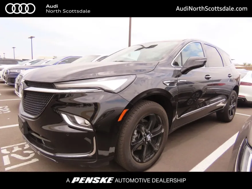 2023 Buick Enclave Essence photo 1