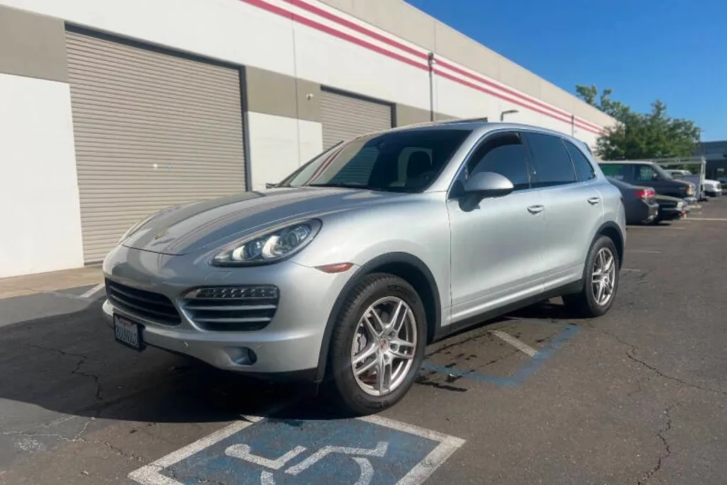 2014 Porsche Cayenne photo 1