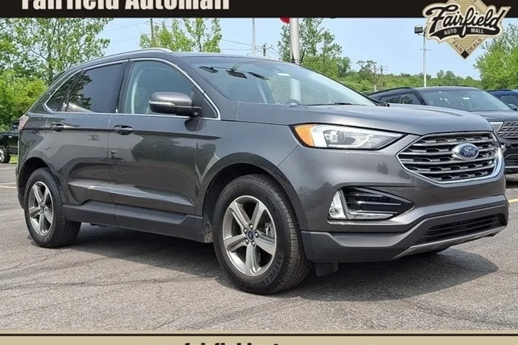 2020 Ford Edge SEL photo 1