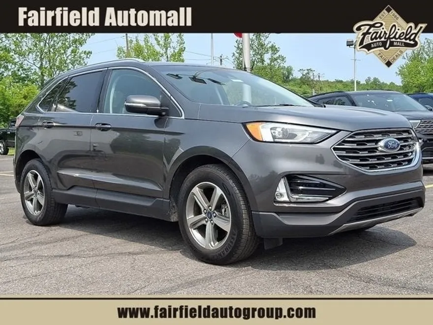 2020 Ford Edge SEL photo 1