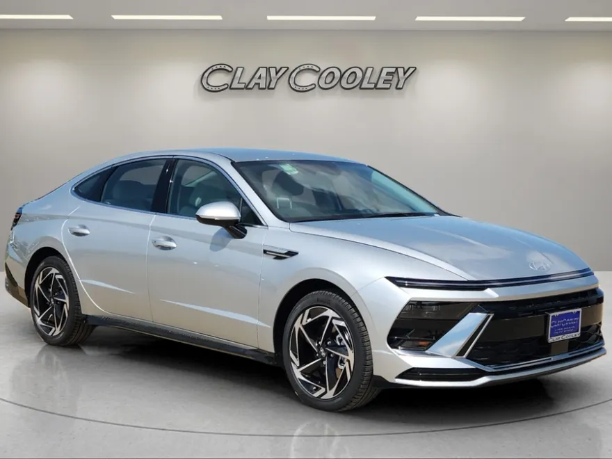 2026 Hyundai Sonata SEL Sport photo 1