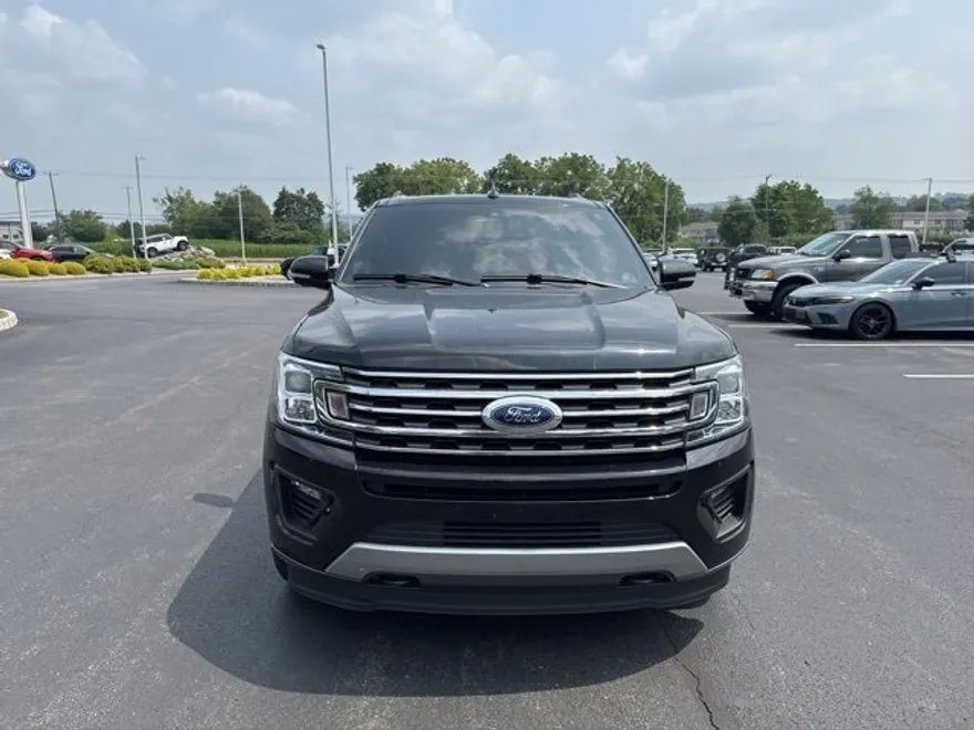 2021 Ford Expedition MAX XLT photo 1