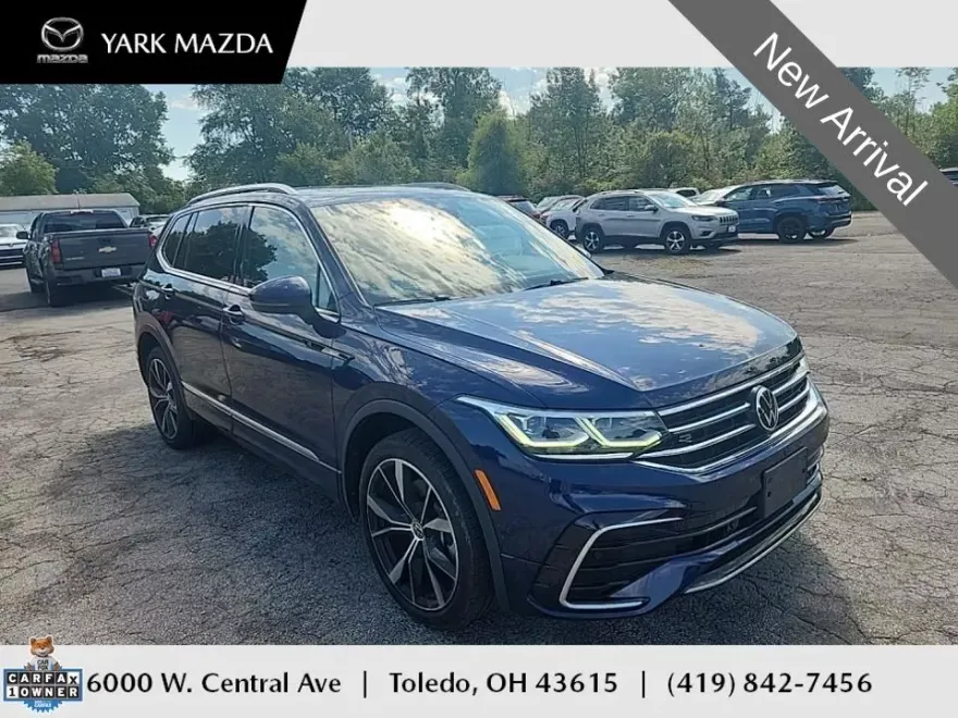 2022 Volkswagen Tiguan SEL Premium R-Line photo 1