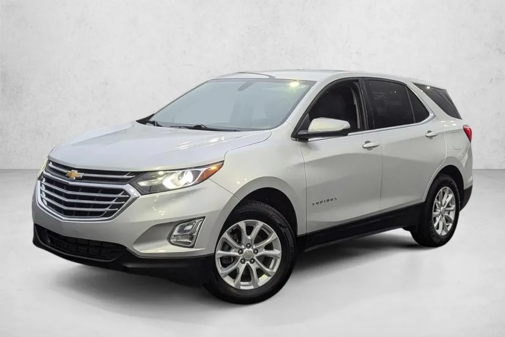 2019 Chevrolet Equinox LT photo 1
