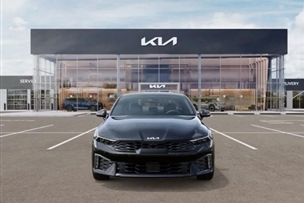 2026 Kia K5 GT photo 1