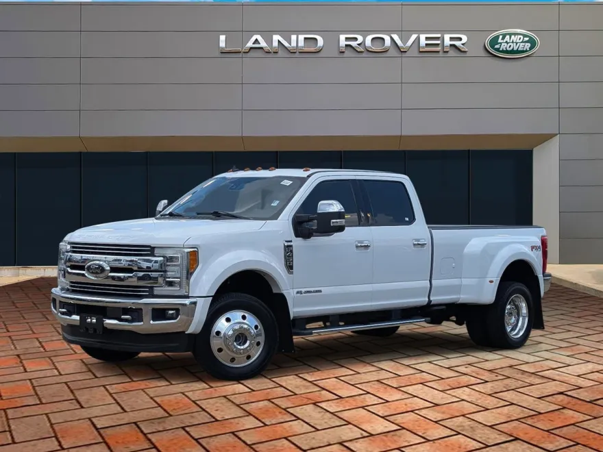 2019 Ford F-450 Lariat photo 1