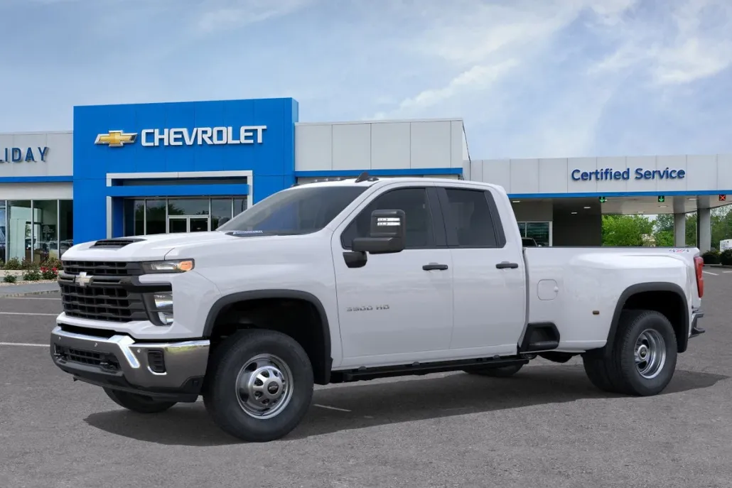 2026 Chevrolet Silverado 3500HD photo 1