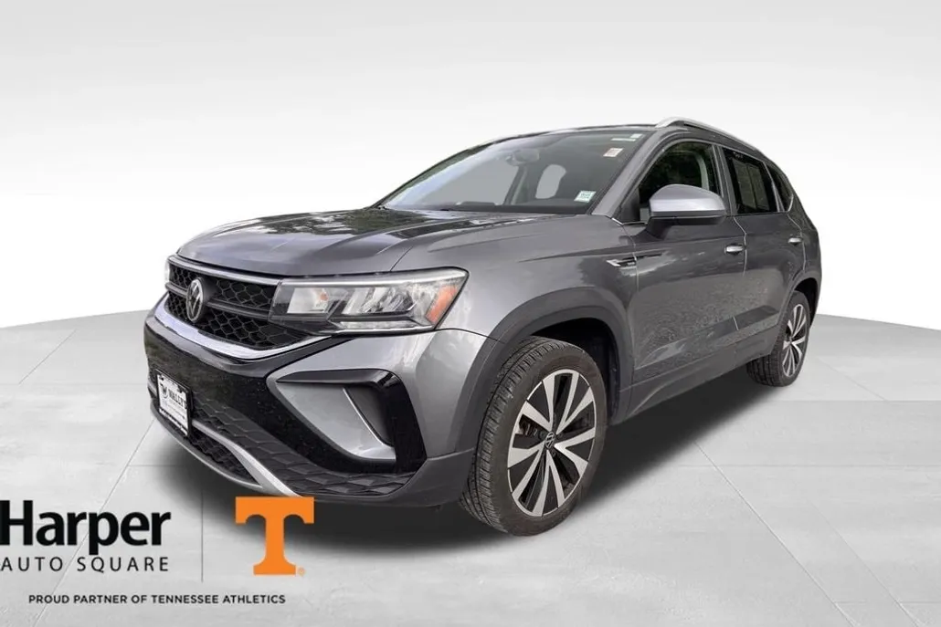 2022 Volkswagen Taos SE photo 1
