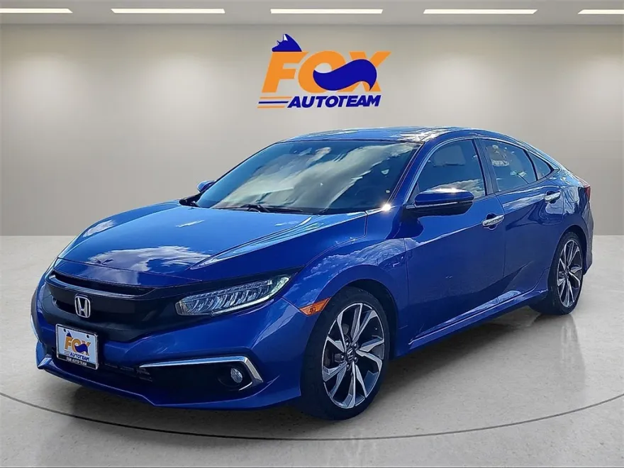 2020 Honda Civic Touring photo 1