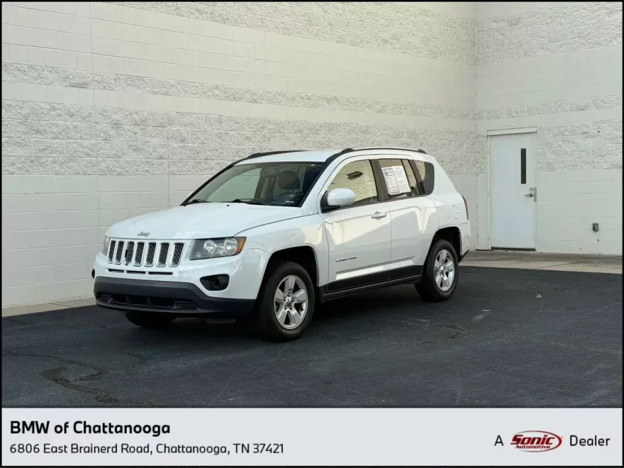 2017 Jeep Compass Latitude photo 1