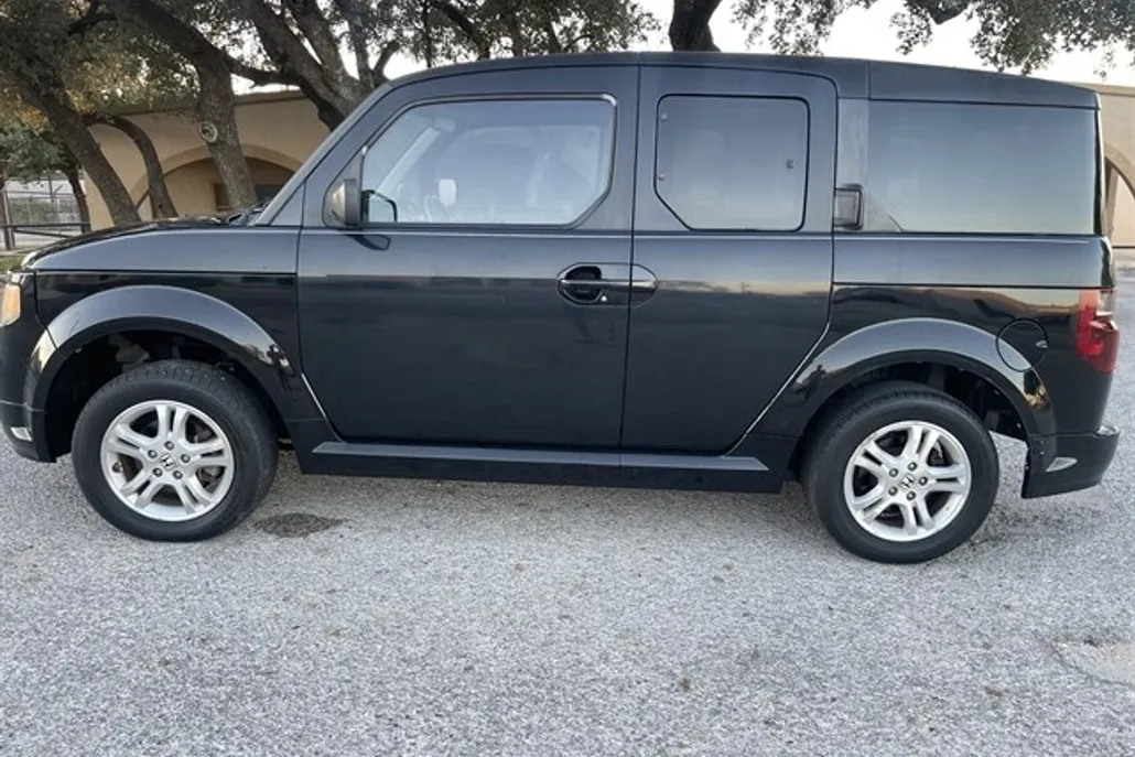 2007 Honda Element SC photo 1