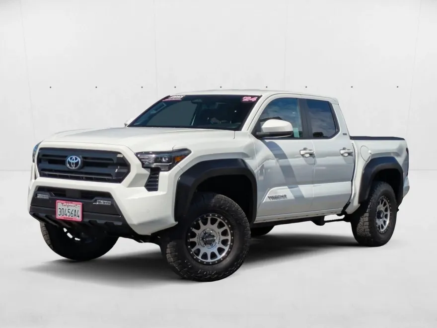 2024 Toyota Tacoma SR5 photo 1