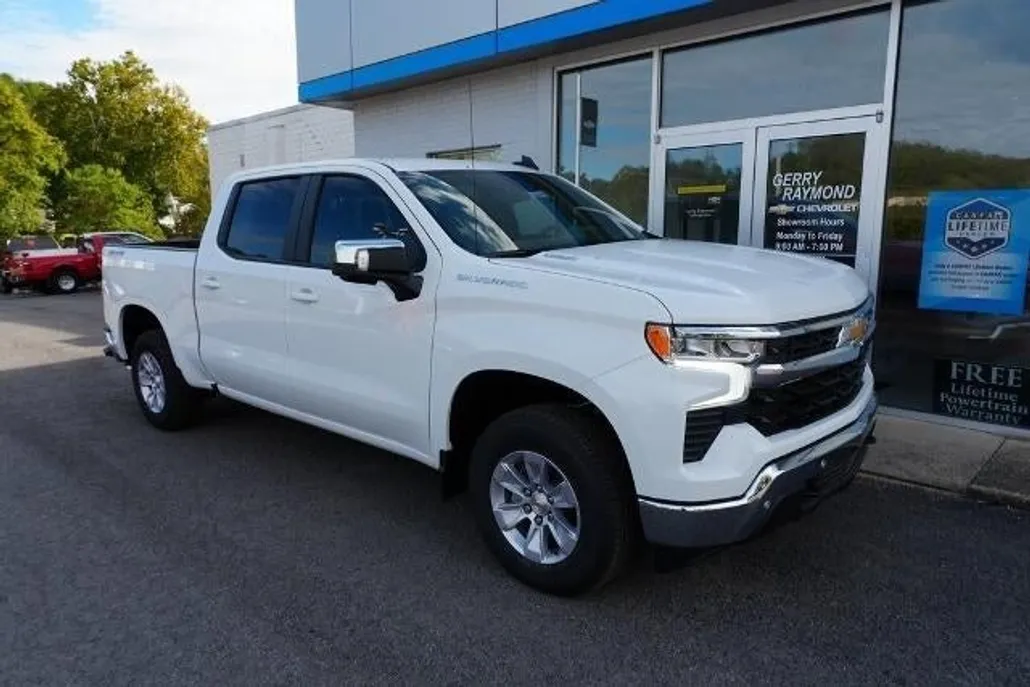 2026 Chevrolet Silverado 1500 LT photo 1