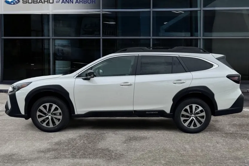 2025 Subaru Outback Premium photo 1