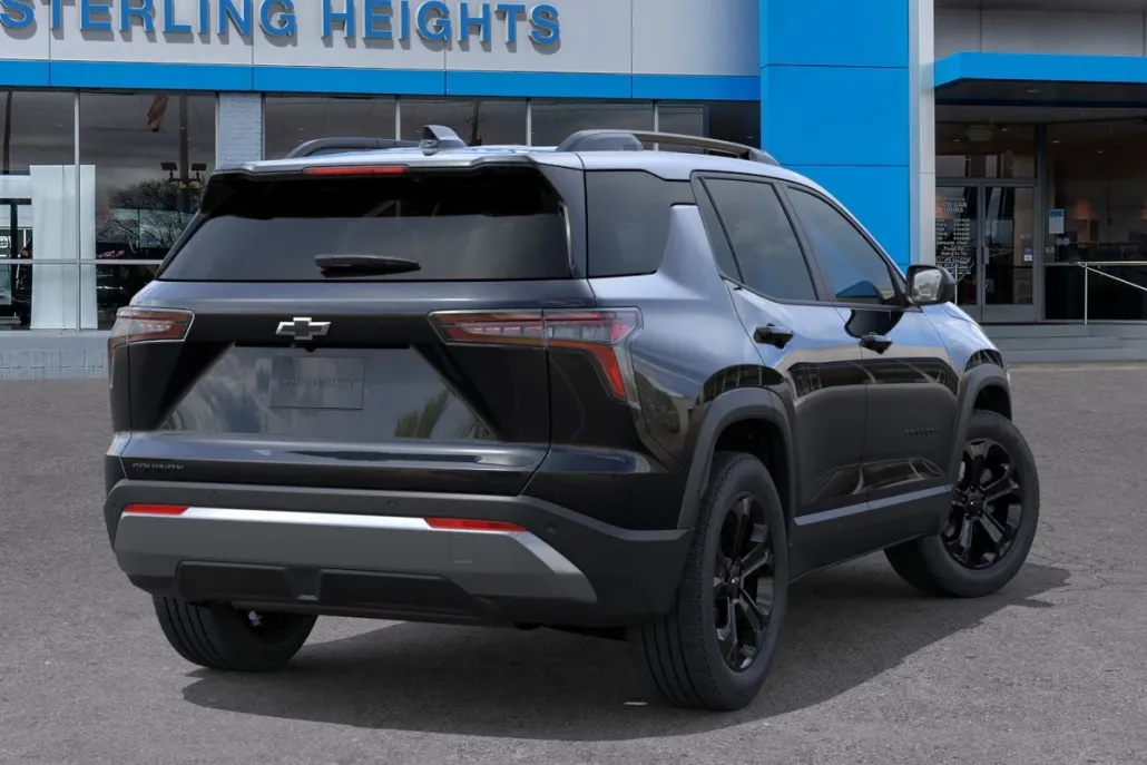 2026 Chevrolet Equinox LT photo 1