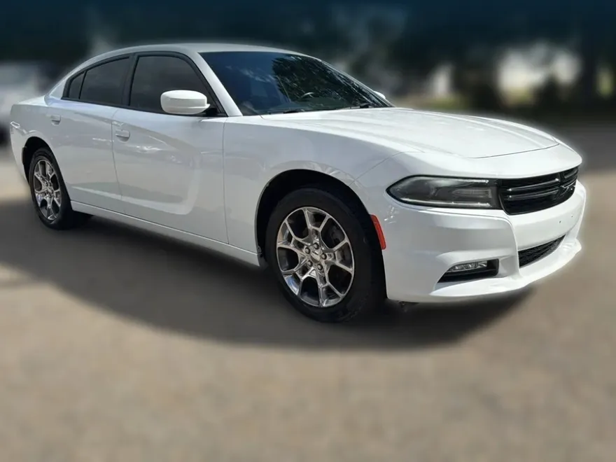 2016 Dodge Charger SXT photo 1