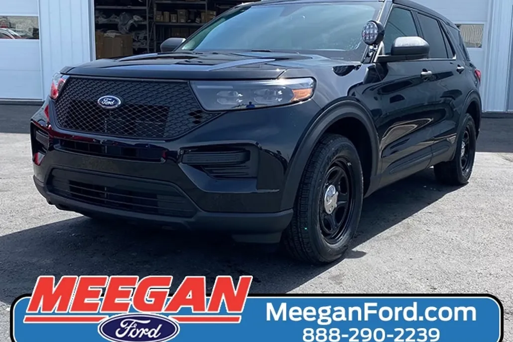 2024 Ford Explorer photo 1