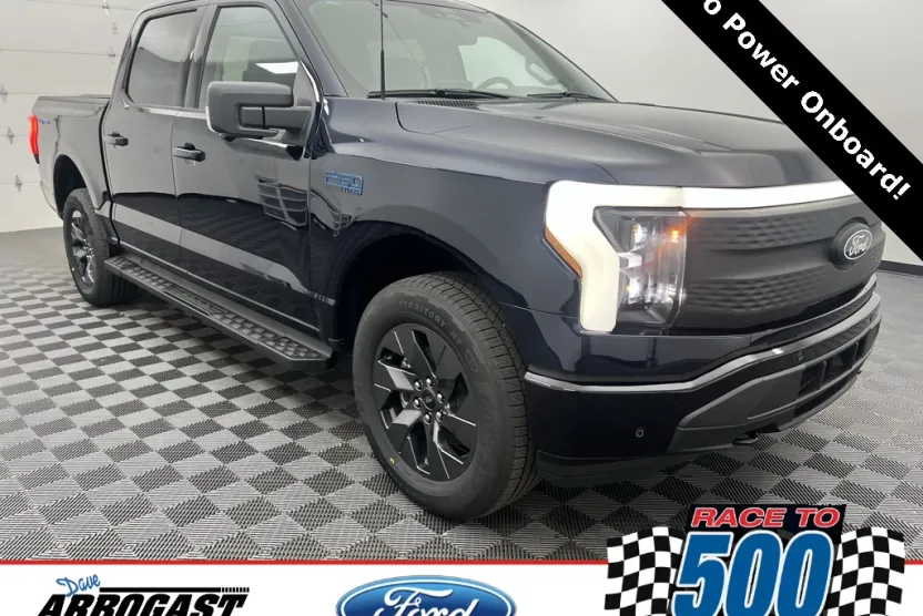 2025 Ford F-150 Lightning photo 1