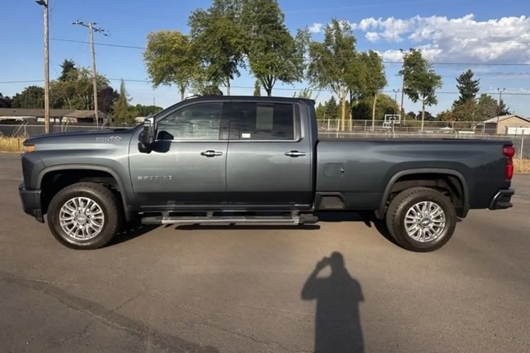 2020 Chevrolet Silverado 3500HD High Country photo 1