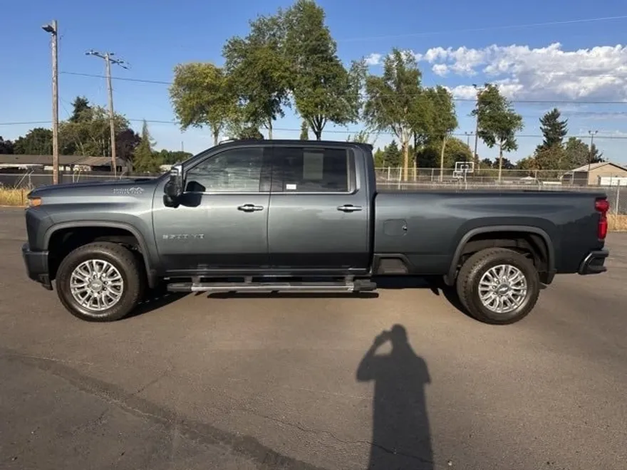 2020 Chevrolet Silverado 3500HD High Country photo 1