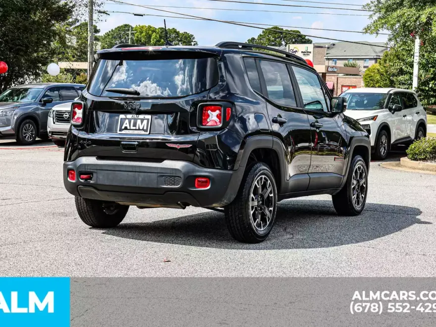 2023 Jeep Renegade Trailhawk photo 1