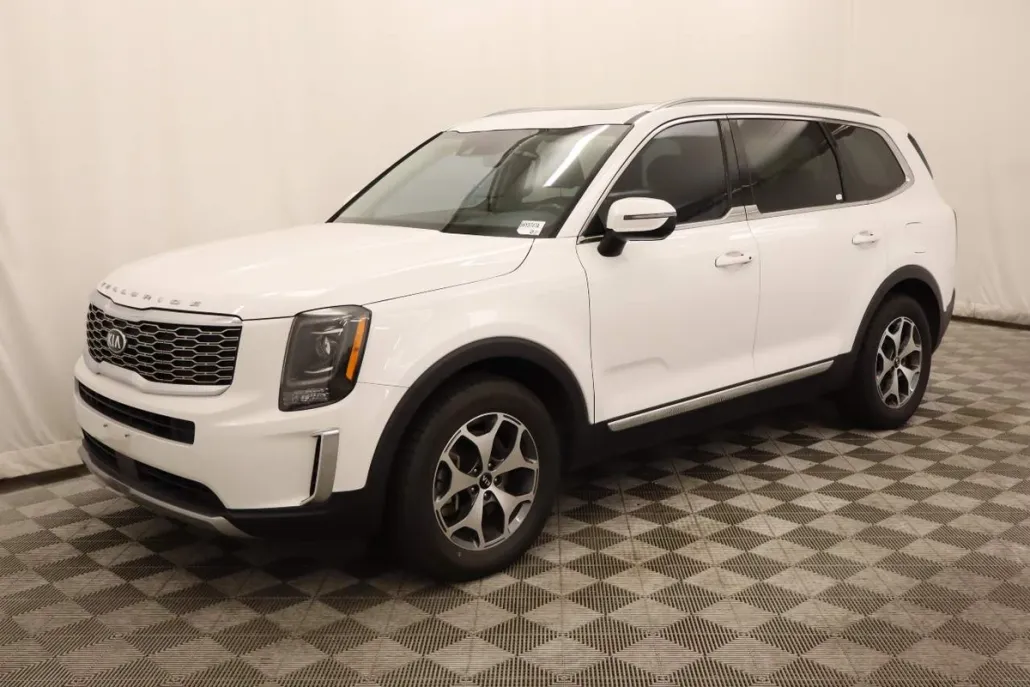 2020 Kia Telluride EX photo 1