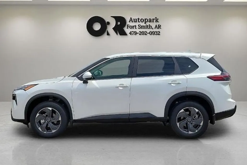 2026 Nissan Rogue SV photo 1