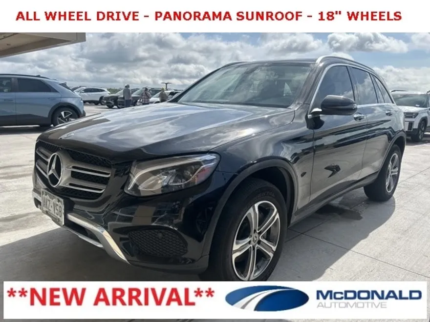 2019 Mercedes Benz GLC 300 4MATIC photo 1