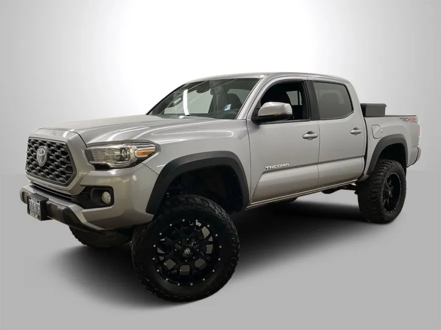 2020 Toyota Tacoma 4x4 SR5 photo 1