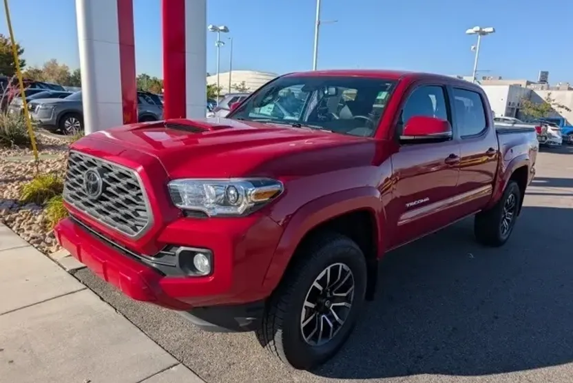 2021 Toyota Tacoma TRD Sport V6 photo 1