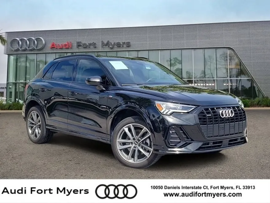 2023 Audi Q3 Premium Plus S line photo 1