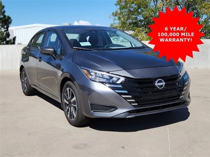 2025 Nissan Versa 1.6 SV photo 1