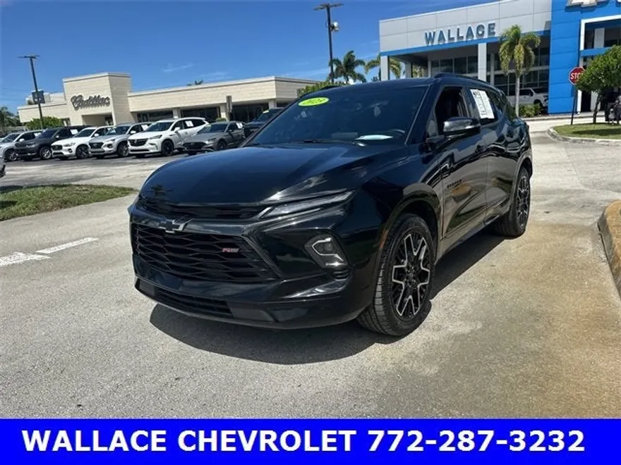 2023 Chevrolet Blazer RS photo 1