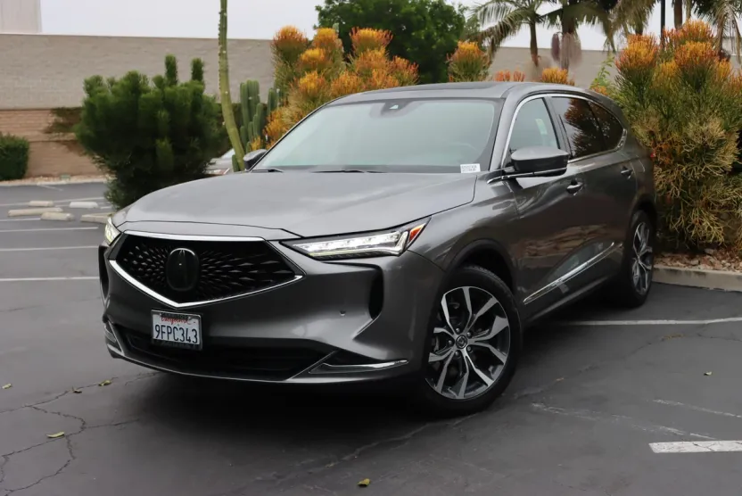 2023 Acura MDX Technology SH-AWD photo 1
