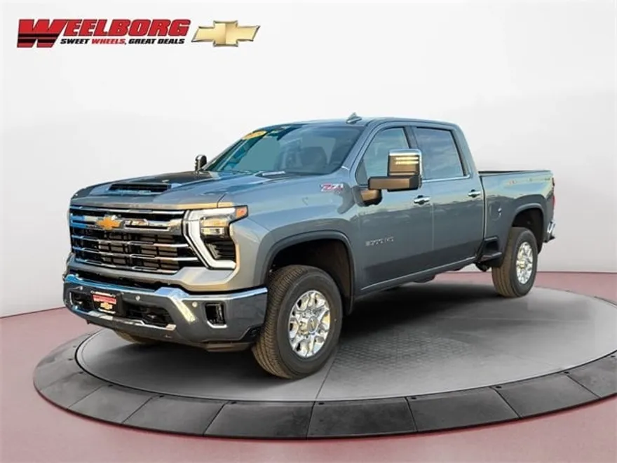 2025 Chevrolet Silverado 3500HD LTZ photo 1
