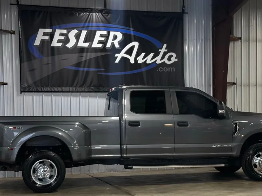 2022 Ford F-350 XL photo 1