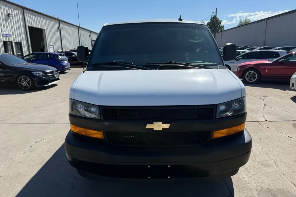 2021 Chevrolet Express 2500 Cargo photo 1