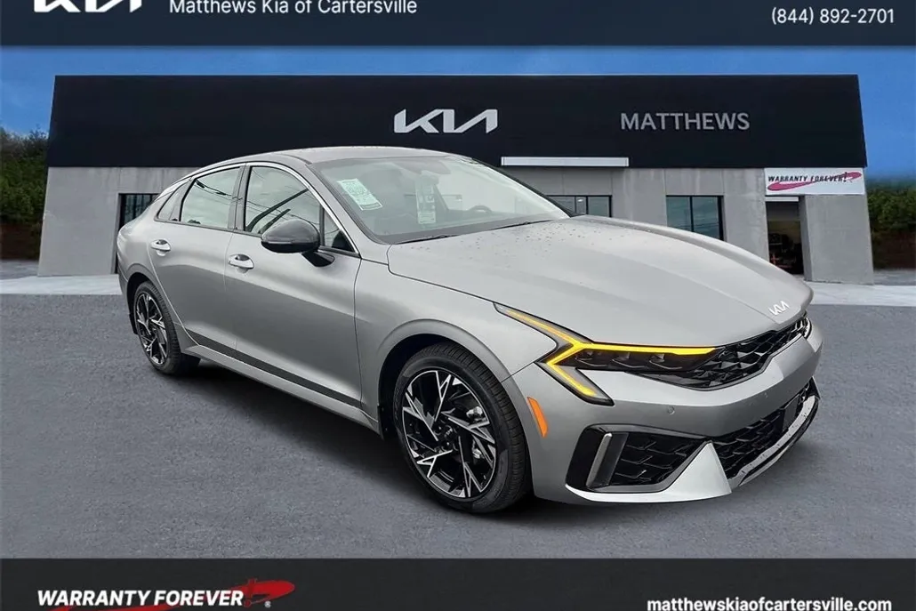 2025 Kia K5 GT-Line photo 1