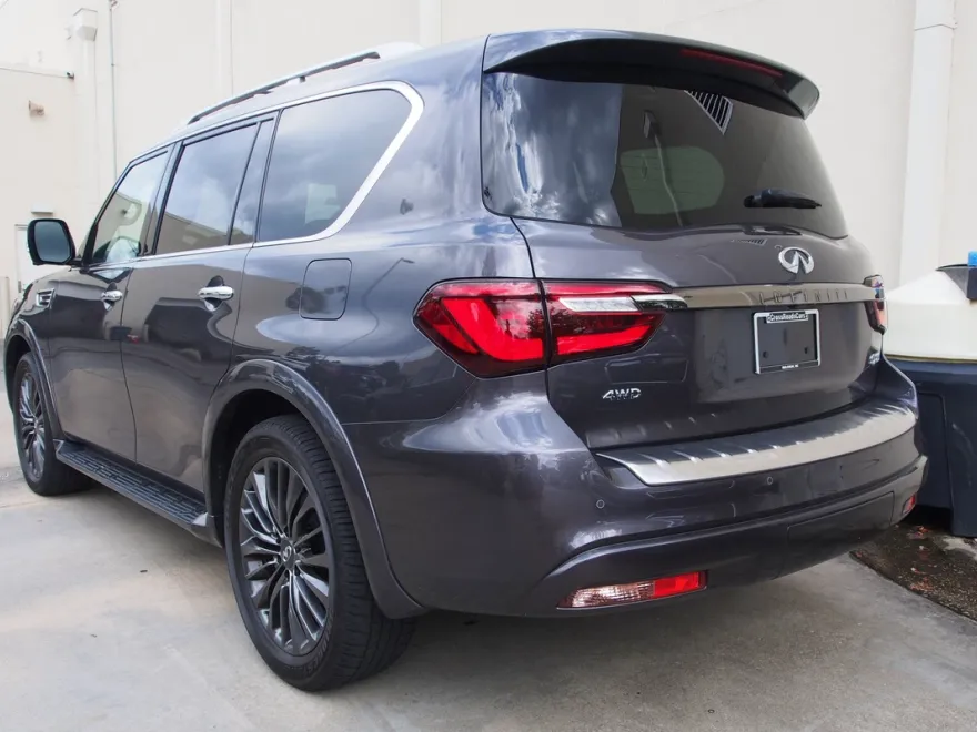 2023 Infiniti QX80 Premium Select photo 1