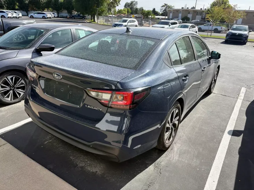 2023 Subaru Legacy Premium photo 1