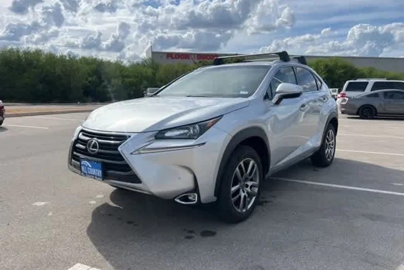2016 Lexus NX 200t Luxury photo 1
