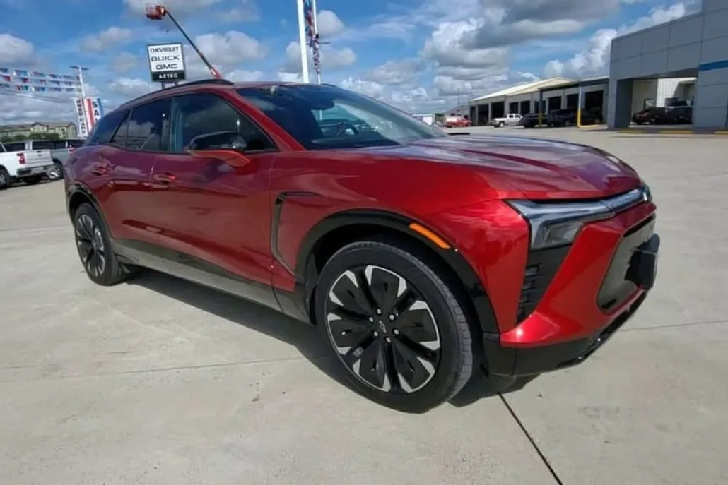 2024 Chevrolet Blazer EV RS photo 1