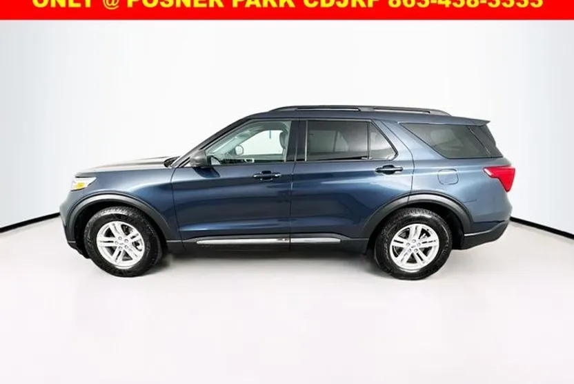 2023 Ford Explorer XLT photo 1