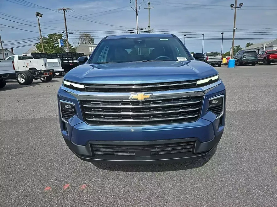 2026 Chevrolet Traverse photo 1