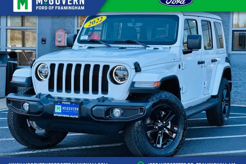 2022 Jeep Wrangler Unlimited Sahara photo 1