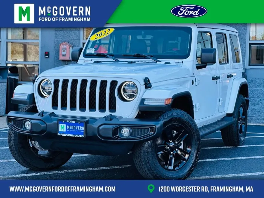 2022 Jeep Wrangler Unlimited Sahara photo 1