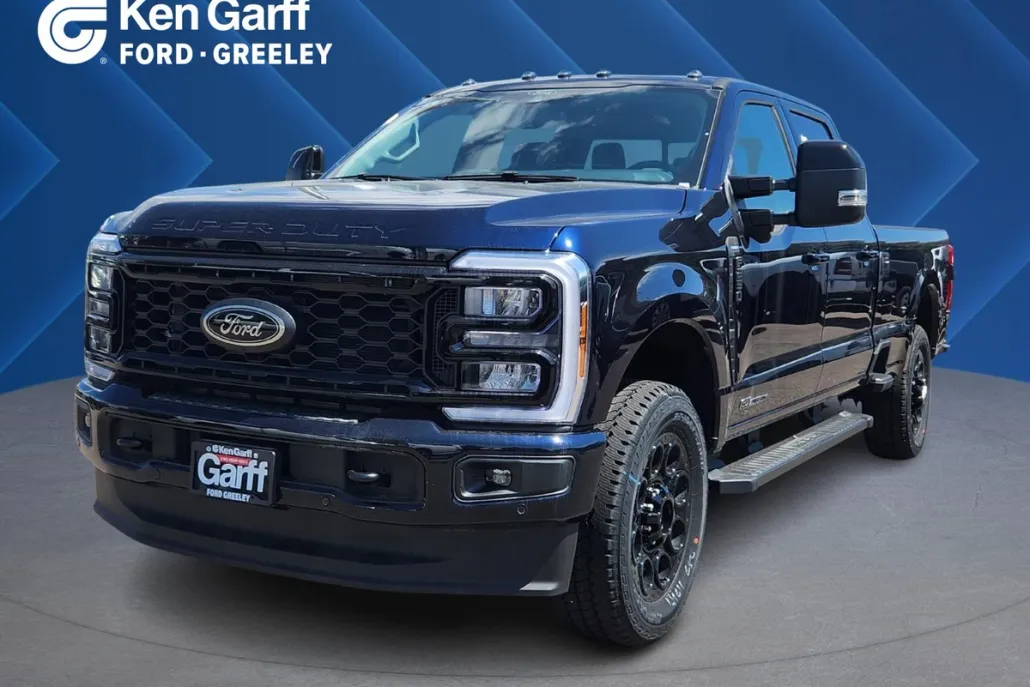 2025 Ford F-250 Lariat photo 1