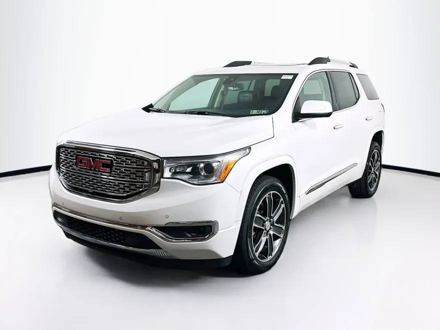 2019 Gmc Acadia Denali photo 1